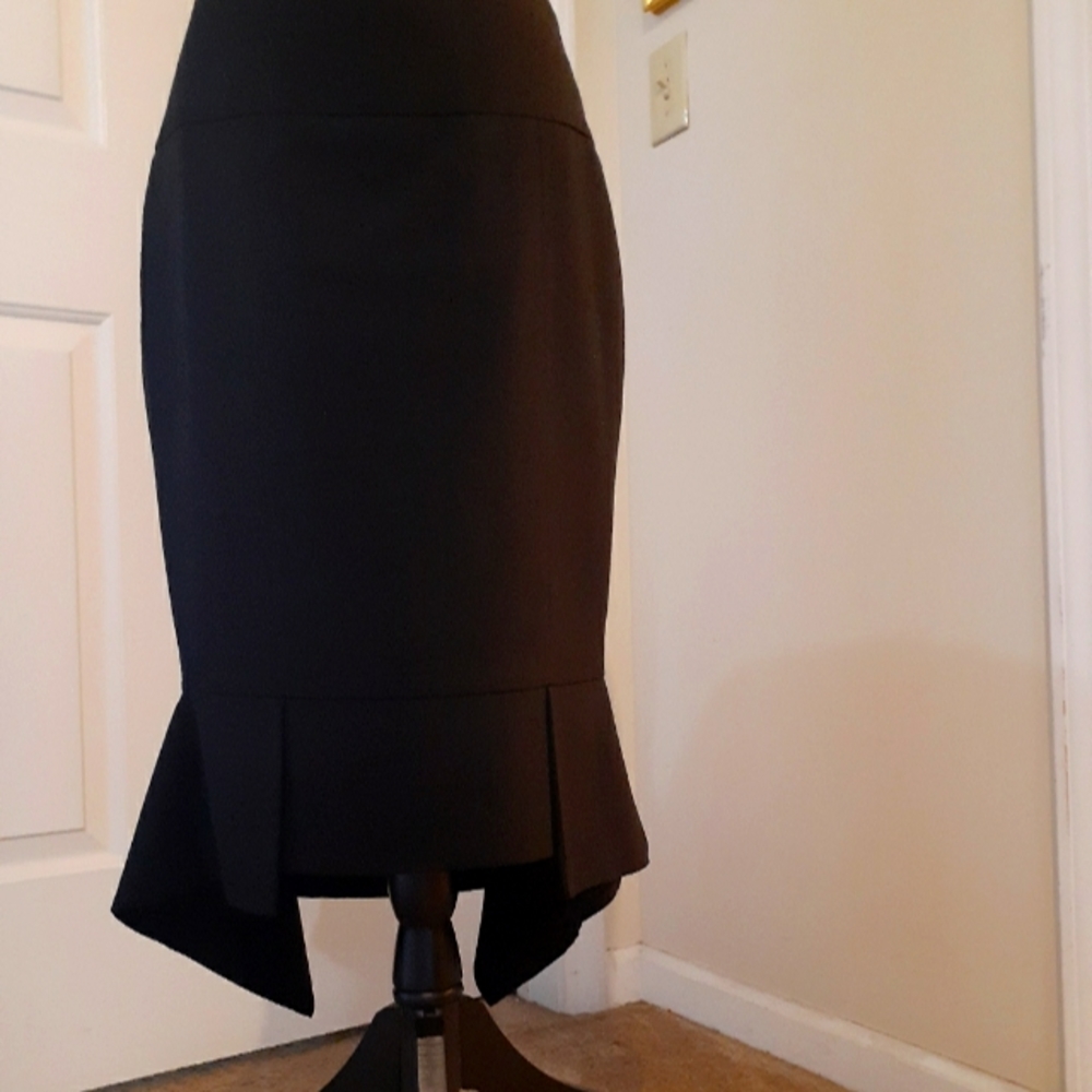 Venus black skirt